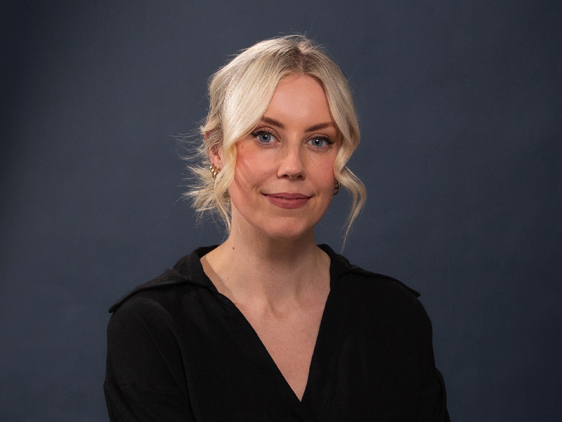 Dr. Eleanor Scott